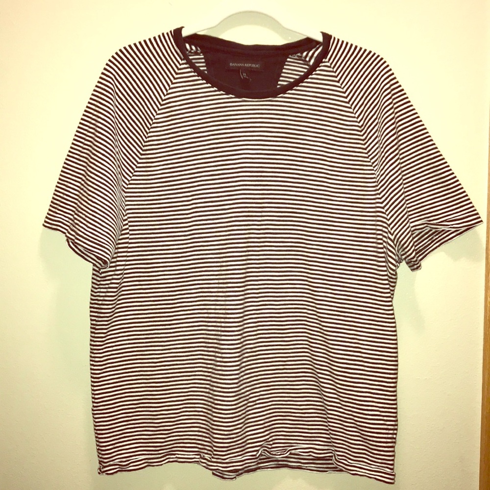 Banana Republic short sleeve striped T-shirt